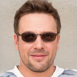 Theo Sutton